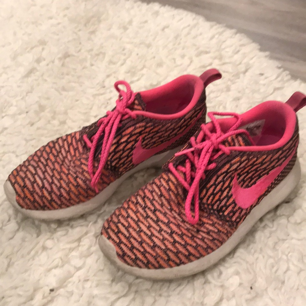 Nike shoes